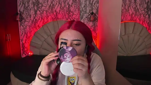 larissa01  online show from March 16, 2025, 1:49 am