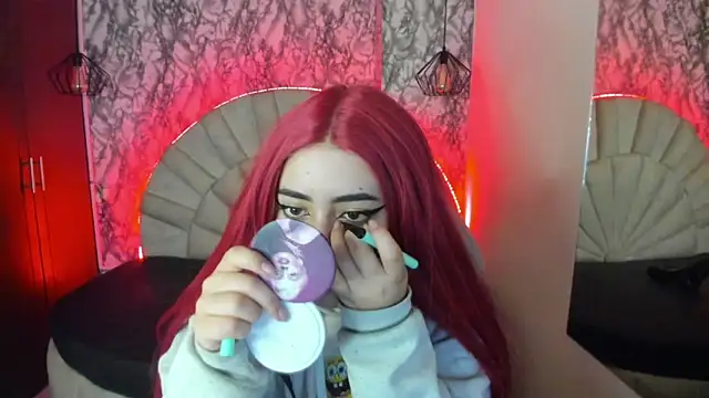 larissa01  online show from March 17, 2025, 1:46 am