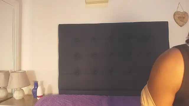 Snapshot of Evelonga_707 chatting on February 28, 2026, 7:15 pm Evelonga 707 online show from February 28, 2026, 7:15 pm