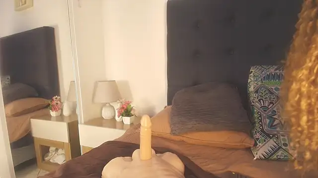 Evelonga 707 online show from March 18, 2026, 7:17 pm