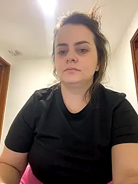 Im Amelia online show from November 9, 2025, 12:09 am