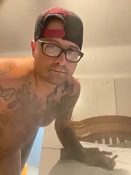 degiggxxx online show from September 22, 2025, 7:05 pm