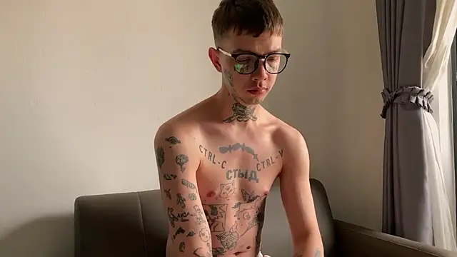 anahori  simon online show from March 7, 2026, 11:46 pm