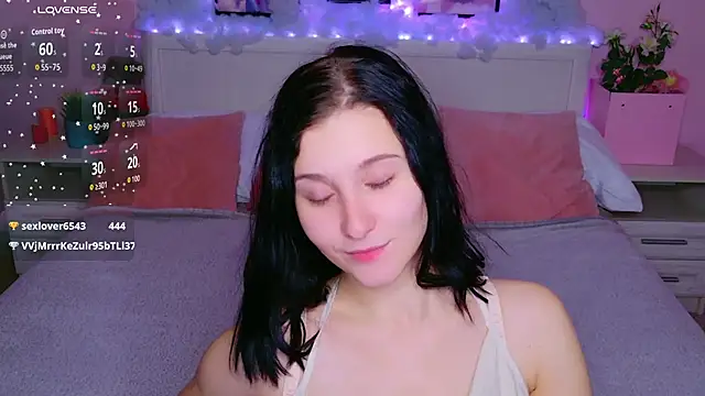 SarahStanley online show from November 27, 2025, 4:09 pm