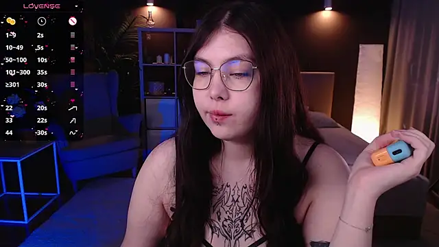 Snapshot of Arizonaa_Muse chatting on September 21, 2025, 1:07 am Arizonaa Muse online show from September 21, 2025, 1:07 am