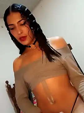 Lanna hott  online show from January 23, 2025, 8:24 pm