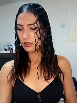 Lanna hott  online show from March 1, 2025, 4:54 pm