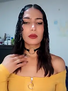 Lanna hott  online show from March 14, 2025, 12:18 pm