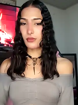 Lanna hott  online show from September 21, 2025, 10:44 pm