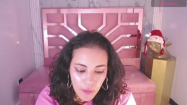Snapshot of Tyna_ch chatting on December 23, 2024, 7:41 pm Tyna ch online show from December 23, 2024, 7:41 pm