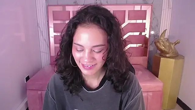 Snapshot of Tyna_ch chatting on December 28, 2024, 4:52 pm Tyna ch online show from December 28, 2024, 4:52 pm