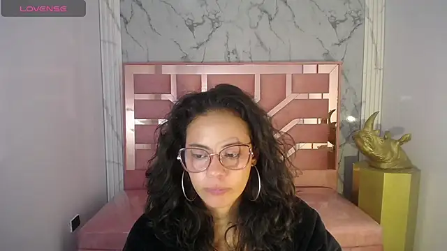 Snapshot of Tyna_ch chatting on January 15, 2025, 7:23 pm Tyna ch online show from January 15, 2025, 7:23 pm