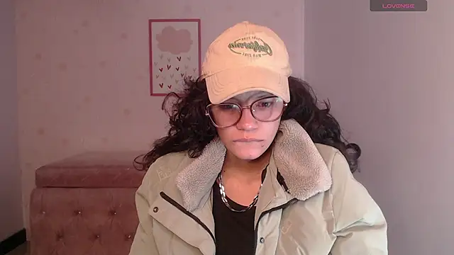 Snapshot of Tyna_ch chatting on July 13, 2026, 12:52 pm Tyna ch online show from July 13, 2026, 12:52 pm