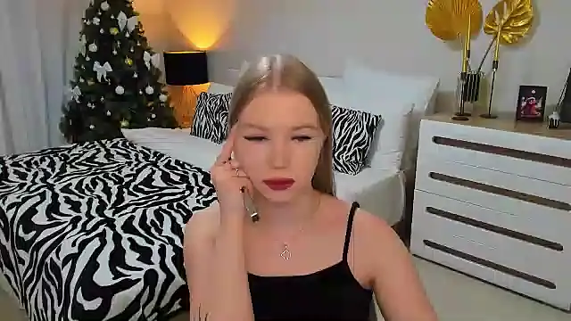 shy  lady online show from January 14, 2025, 12:22 am