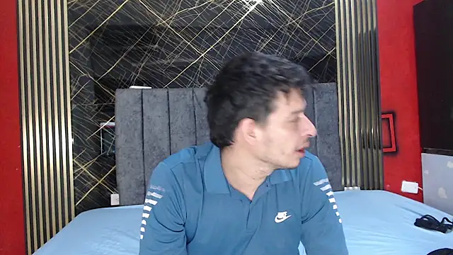 FerneyManti online show from March 4, 2026, 1:17 pm