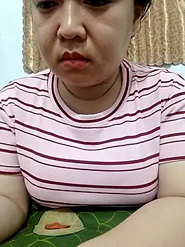 Snapshot of VyOanh2K chatting on May 11, 2026, 1:00 am VyOanh2K online show from May 11, 2026, 1:00 am