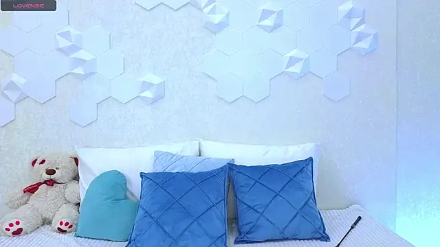 Lynna Sparks online show from February 10, 2025, 3:57 am