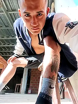 Snapshot of pepe-32 chatting on October 8, 2025, 1:09 pm pepe-32 online show from October 8, 2025, 1:09 pm