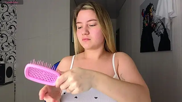 Snapshot of Yassyaaa chatting on January 21, 2025, 1:18 am Yassyaaa online show from January 21, 2025, 1:18 am