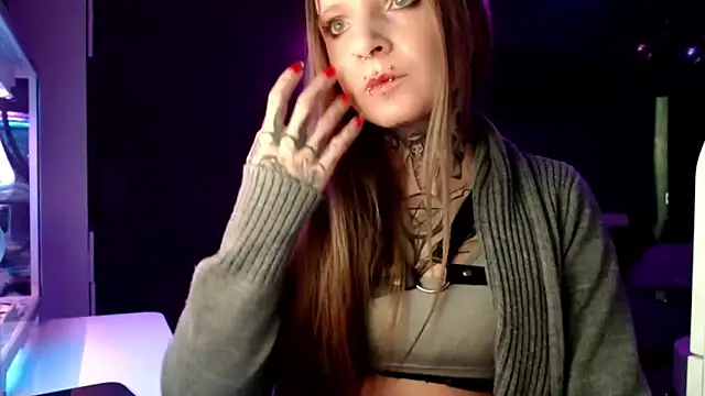 InesGold online show from February 8, 2025, 3:21 pm