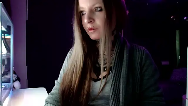 InesGold online show from February 12, 2025, 7:13 am