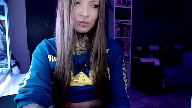 InesGold online show from February 20, 2025, 6:24 pm