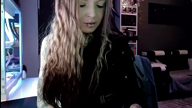 InesGold online show from February 24, 2025, 7:22 am