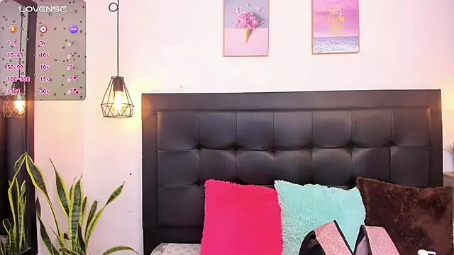 Snapshot of sweet_abby1 chatting on December 5, 2024, 12:33 pm sweet abby1 online show from December 5, 2024, 12:33 pm