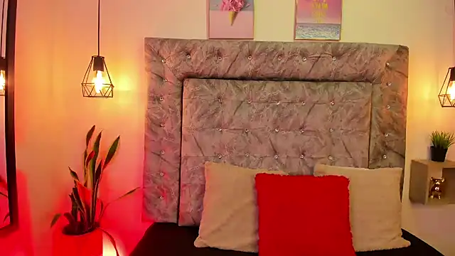 Snapshot of sweet_abby1 chatting on March 7, 2025, 12:34 pm sweet abby1 online show from March 7, 2025, 12:34 pm