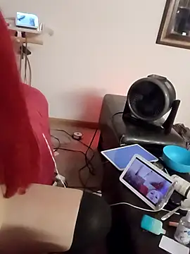 sissytrapdolly24 online show from April 7, 2026, 1:22 pm