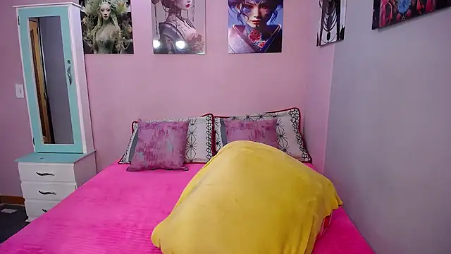 LolaRouse online show from February 19, 2025, 6:21 pm