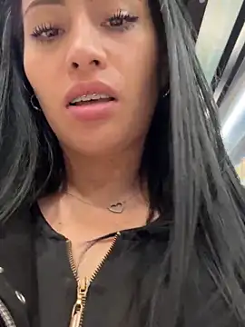 Sara luna  online show from March 20, 2025, 11:02 pm