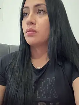 Snapshot of Sara_luna_ chatting on December 21, 2025, 8:49 pm Sara luna online show from December 21, 2025, 8:49 pm