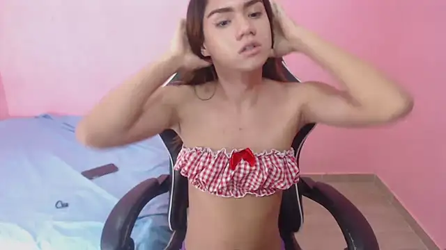 DEMI LEED online show from February 4, 2025, 2:43 pm