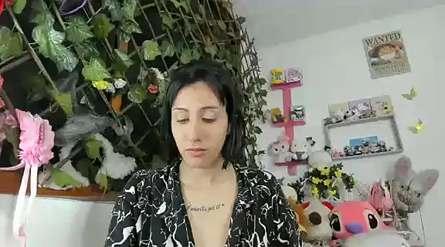 LunaDeCristall online show from February 2, 2025, 9:08 am