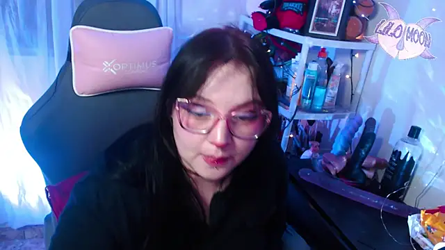 LiloMoon69 online show from January 31, 2025, 6:46 am