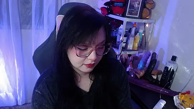 LiloMoon69 online show from February 2, 2025, 4:37 am