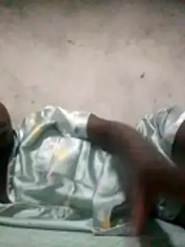 sexyblackya online show from December 1, 2025, 4:28 am