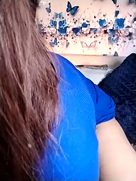 Snapshot of sexylaya2 chatting on February 3, 2026, 4:54 am sexylaya2 online show from February 3, 2026, 4:54 am