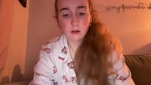 Snapshot of lilsbabyxo chatting on February 16, 2026, 5:31 pm lilsbabyxo online show from February 16, 2026, 5:31 pm