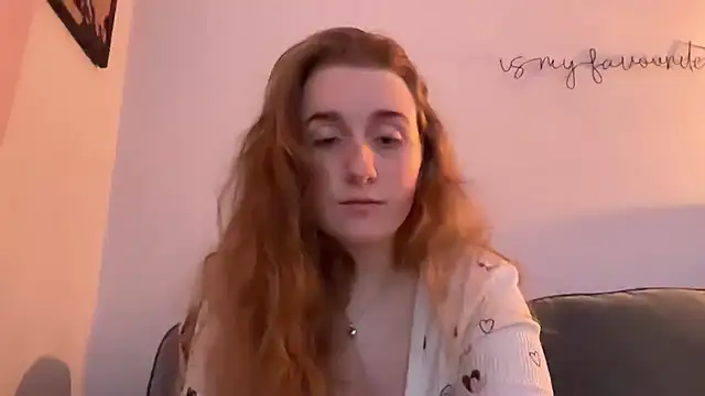 Snapshot of lilsbabyxo chatting on March 6, 2026, 4:36 pm lilsbabyxo online show from March 6, 2026, 4:36 pm