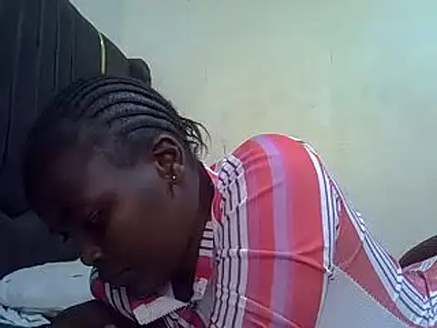 Snapshot of pretty_vivy chatting on February 15, 2025, 9:38 am pretty vivy online show from February 15, 2025, 9:38 am