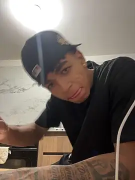 Snapshot of JoanG10 chatting on September 14, 2025, 5:06 am JoanG10 online show from September 14, 2025, 5:06 am