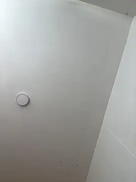 Snapshot of JoanG10 chatting on September 17, 2025, 5:25 pm JoanG10 online show from September 17, 2025, 5:25 pm