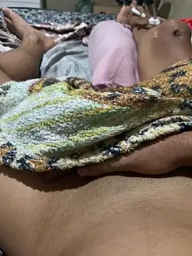 Snapshot of HenriqueH3 chatting on February 13, 2026, 10:22 am HenriqueH3 online show from February 13, 2026, 10:22 am