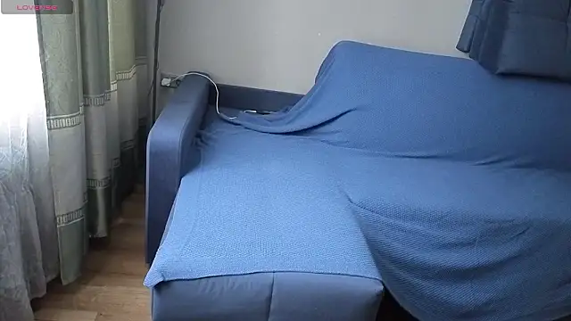 MilaaMilaa online show from February 17, 2026, 3:36 am