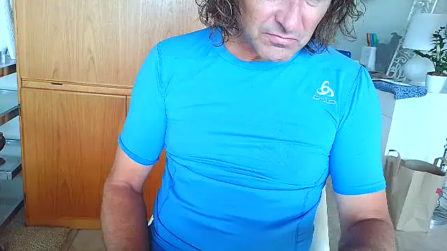 costanza7070 online show from March 3, 2026, 9:10 pm