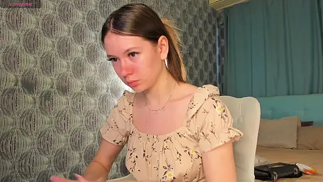Snapshot of Nicole_Charm chatting on June 25, 2026, 11:53 pm Nicole Charm online show from June 25, 2026, 11:53 pm