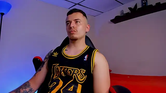 Snapshot of james_connor2 chatting on September 17, 2025, 7:15 pm james connor2 online show from September 17, 2025, 7:15 pm