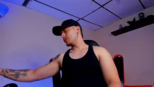 Snapshot of james_connor2 chatting on September 28, 2025, 2:44 pm james connor2 online show from September 28, 2025, 2:44 pm